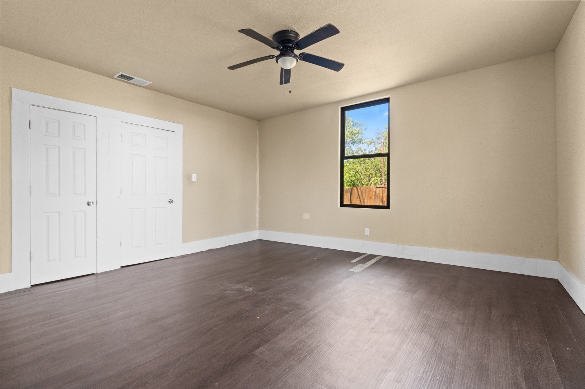 102 Chestnut Street Hillsboro TX 76645