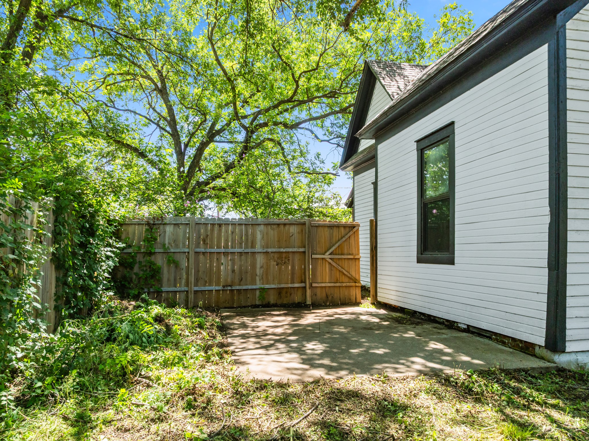 102 Chestnut Street Hillsboro TX 76645