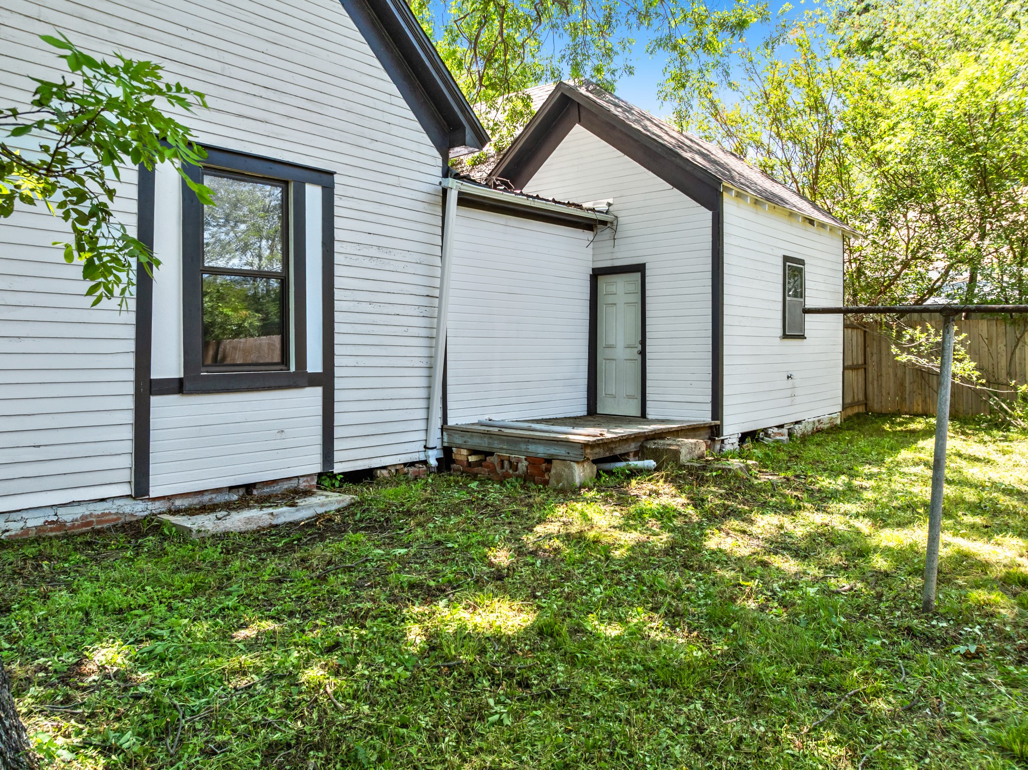 102 Chestnut Street Hillsboro TX 76645