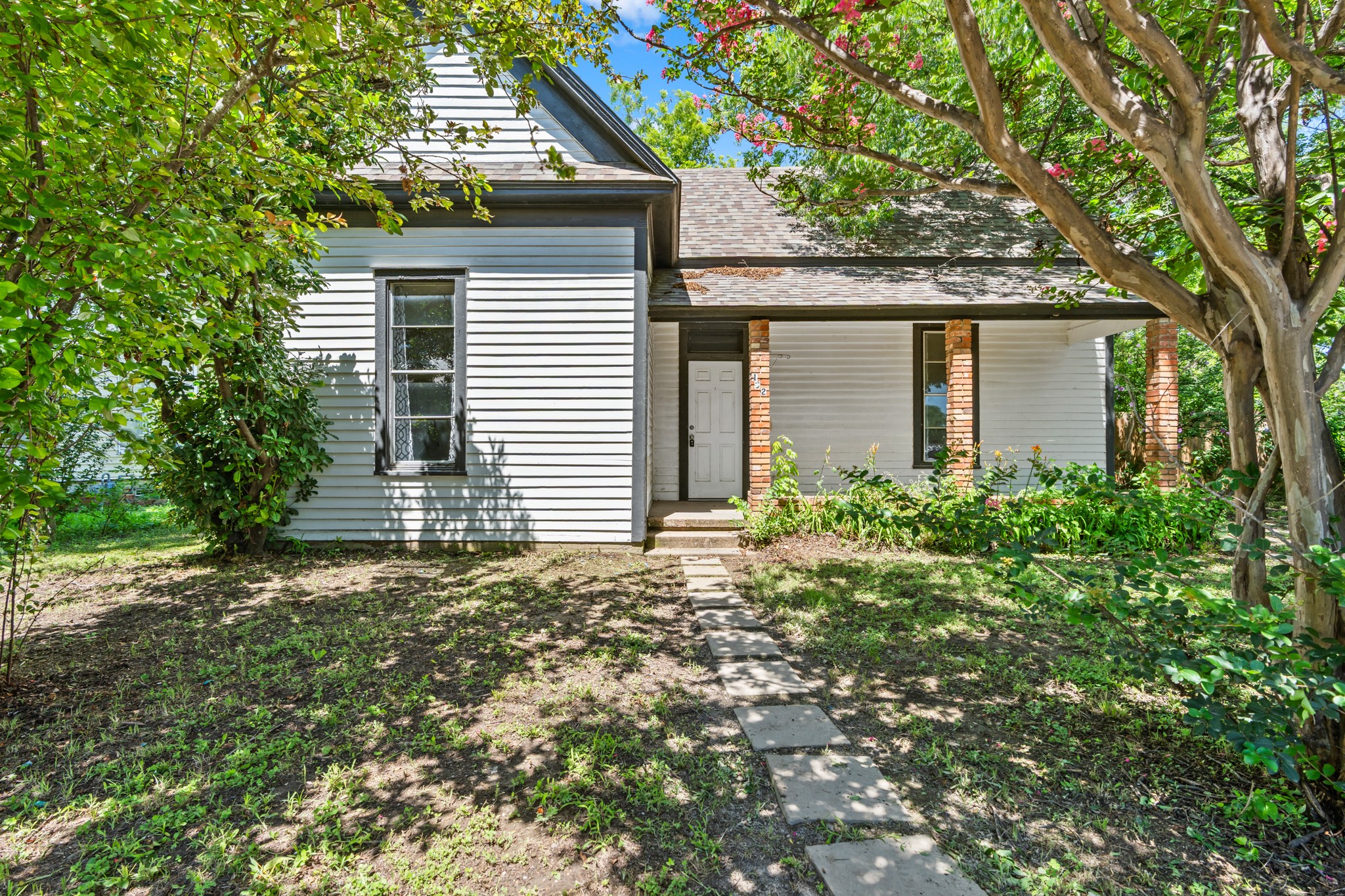 102 Chestnut Street Hillsboro TX 76645