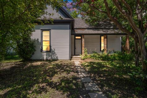 102 Chestnut Street Hillsboro TX 76645