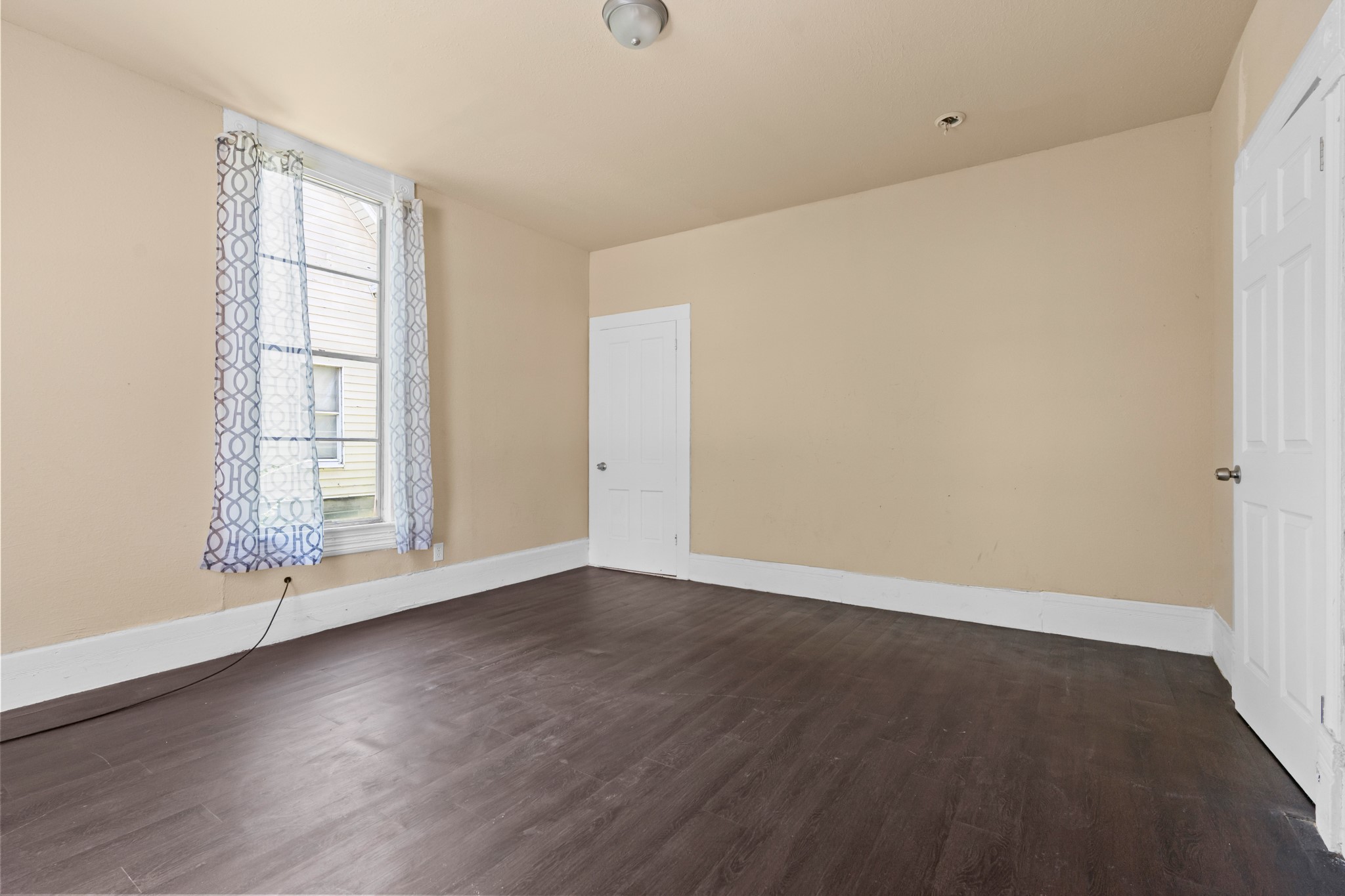 102 Chestnut Street Hillsboro TX 76645