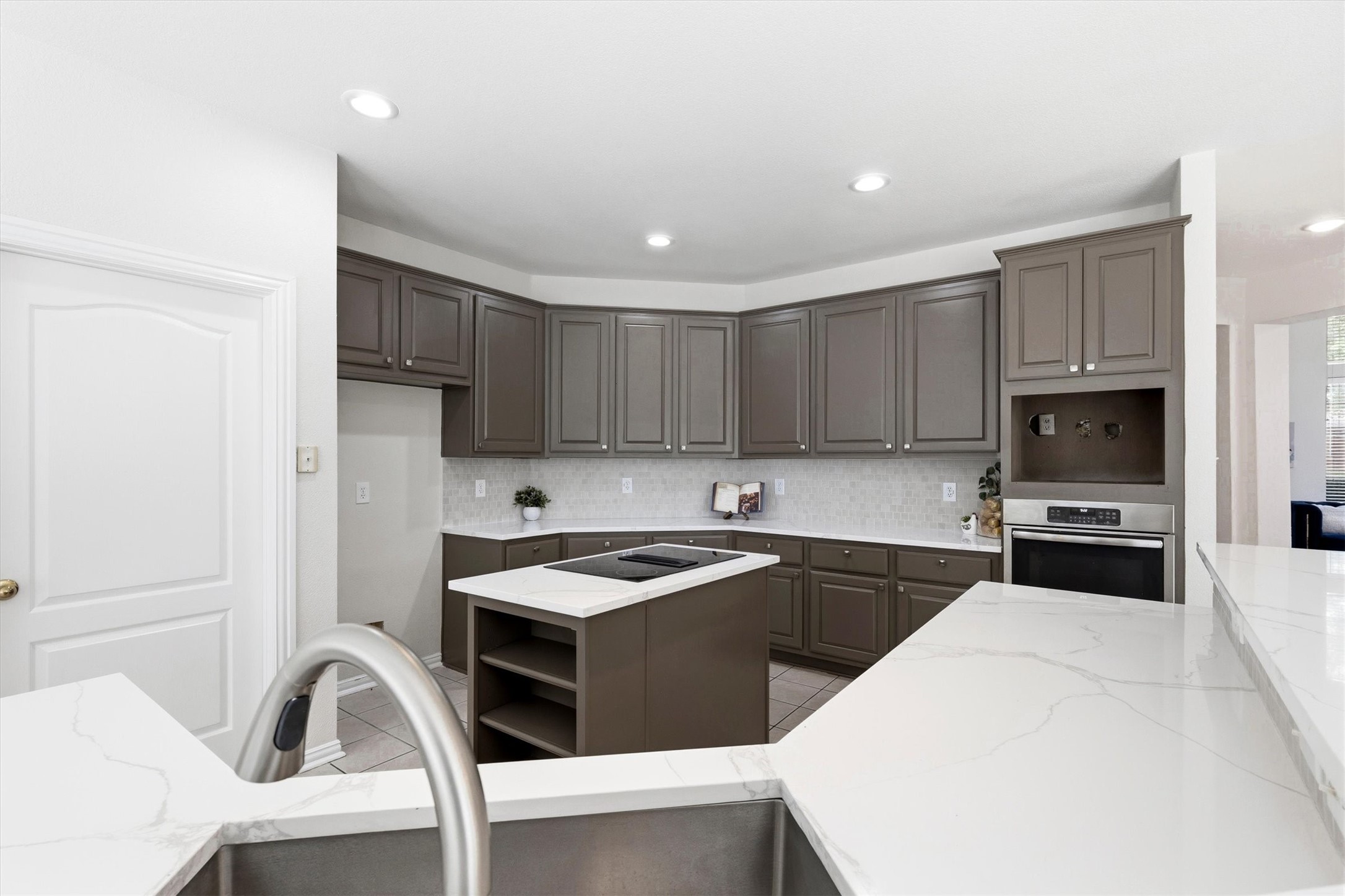6010 Troon Circle Garland TX 75044