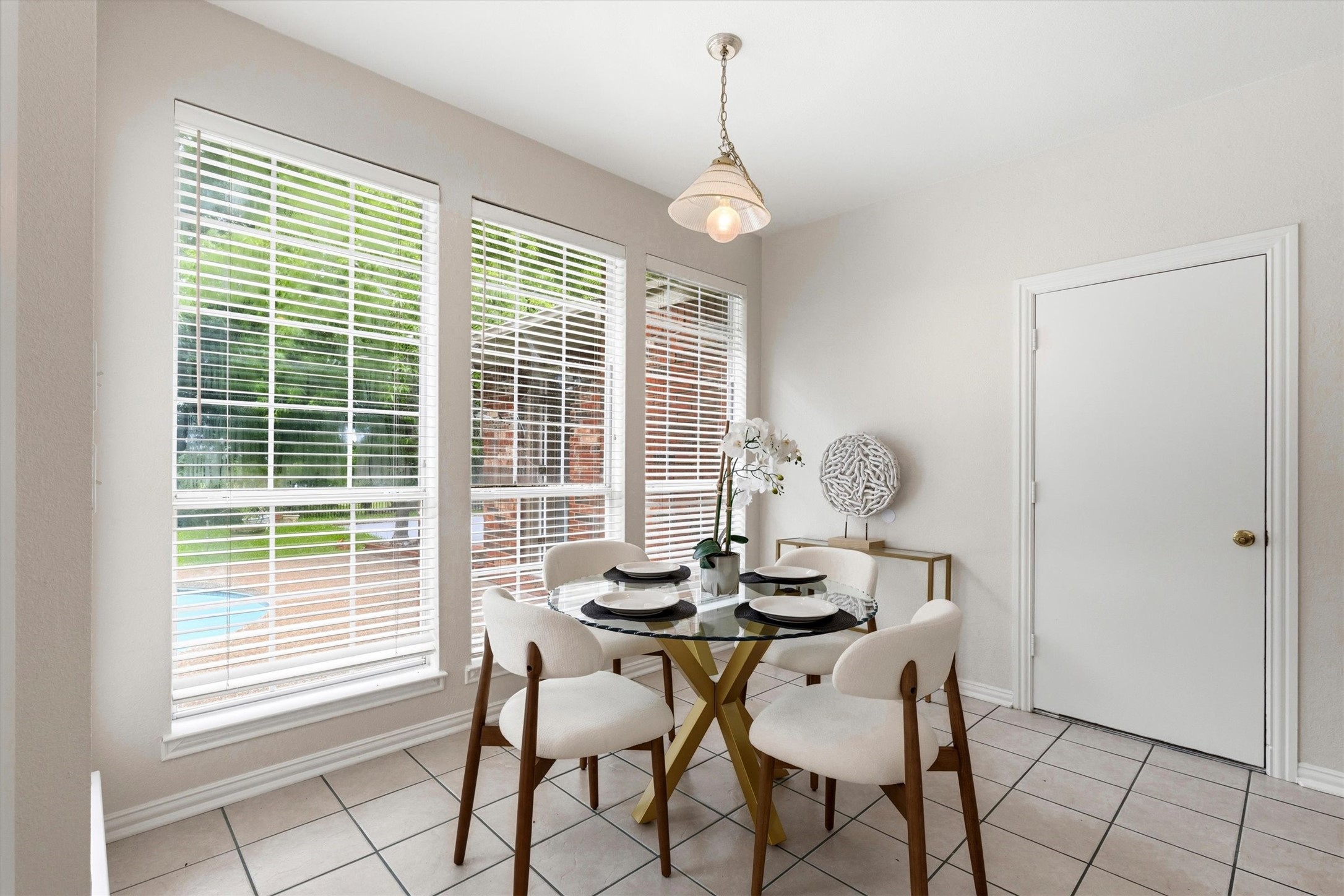 6010 Troon Circle Garland TX 75044
