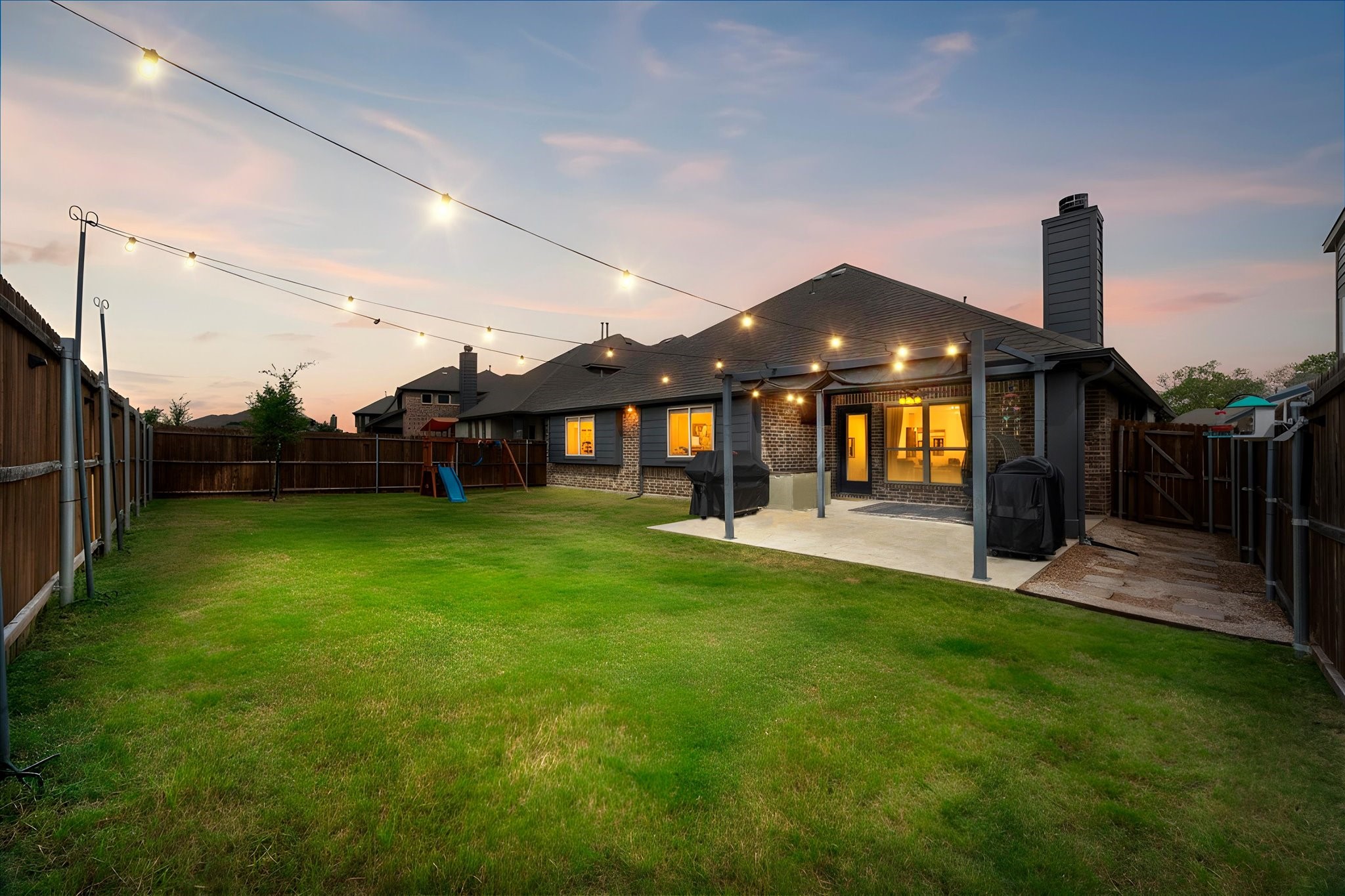 462 W Autumn Hill Bluff Lavon TX 75166