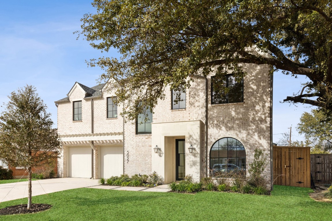 5027 Thrush Street Dallas TX 75209