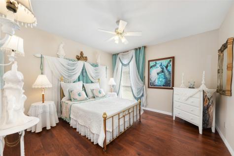 1301 Breamar Drive Carrollton TX 75007