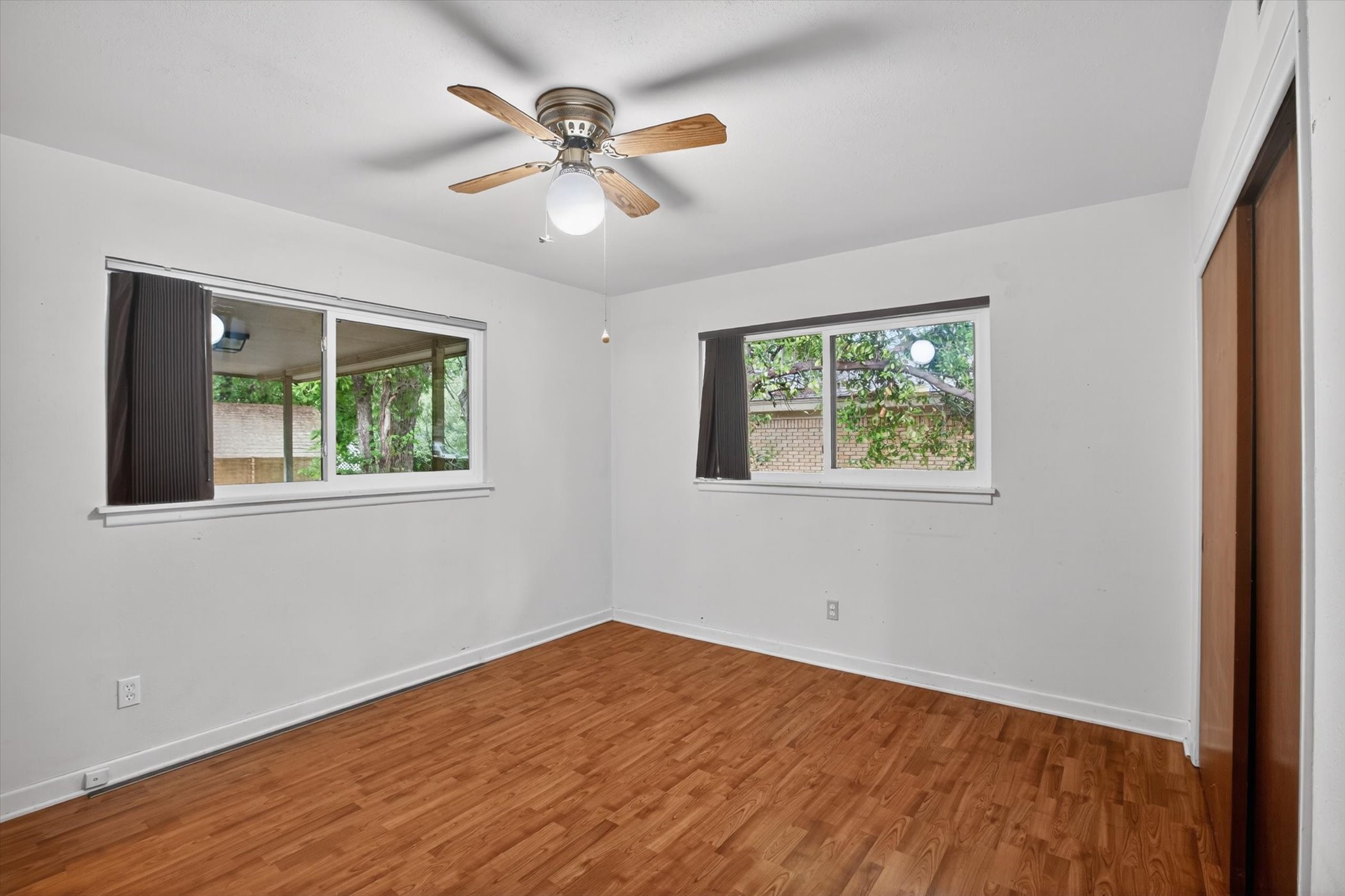 628 W Redbud Drive Hurst TX 76053