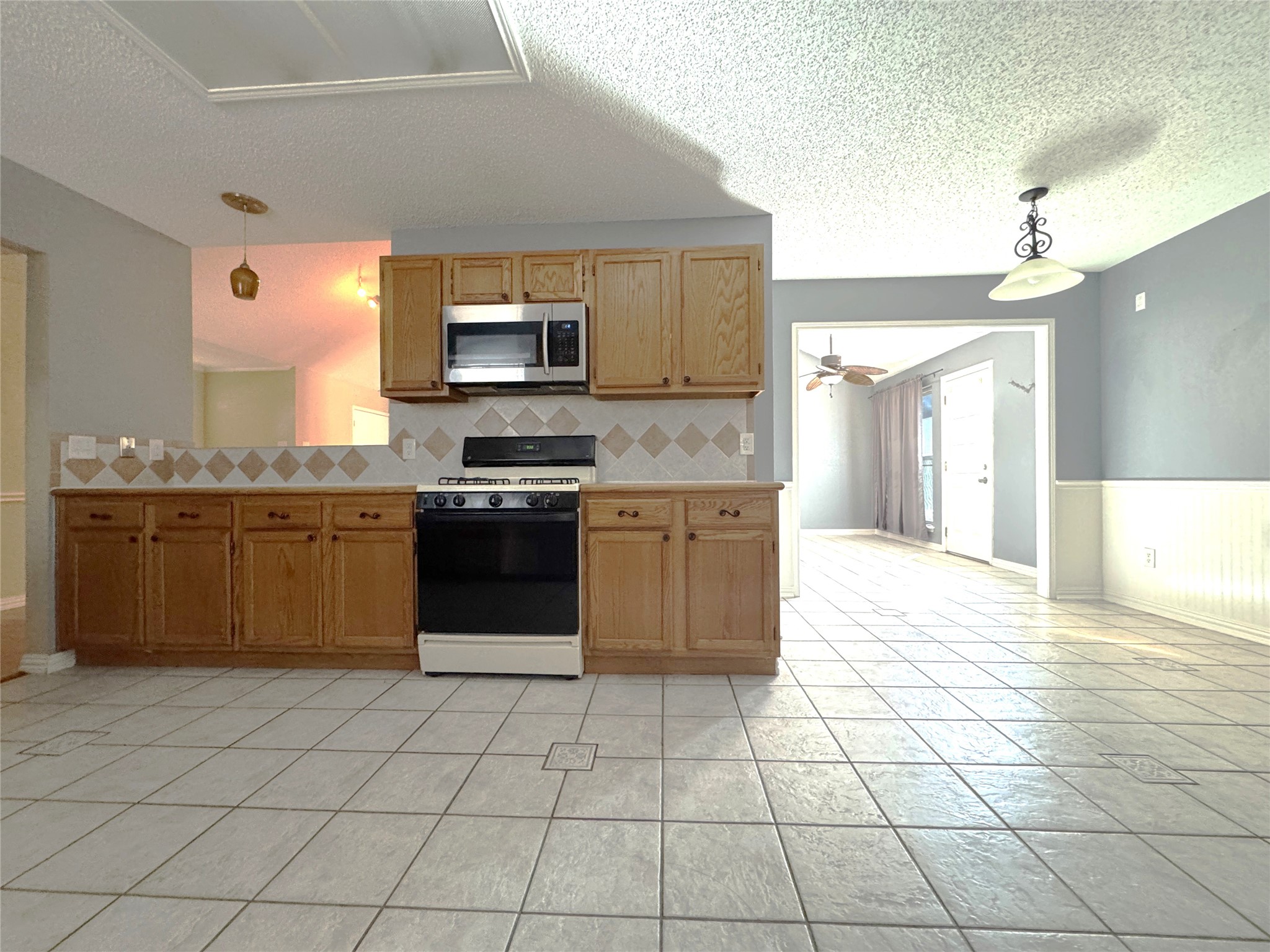 4522 Westlake Drive Garland TX 75043