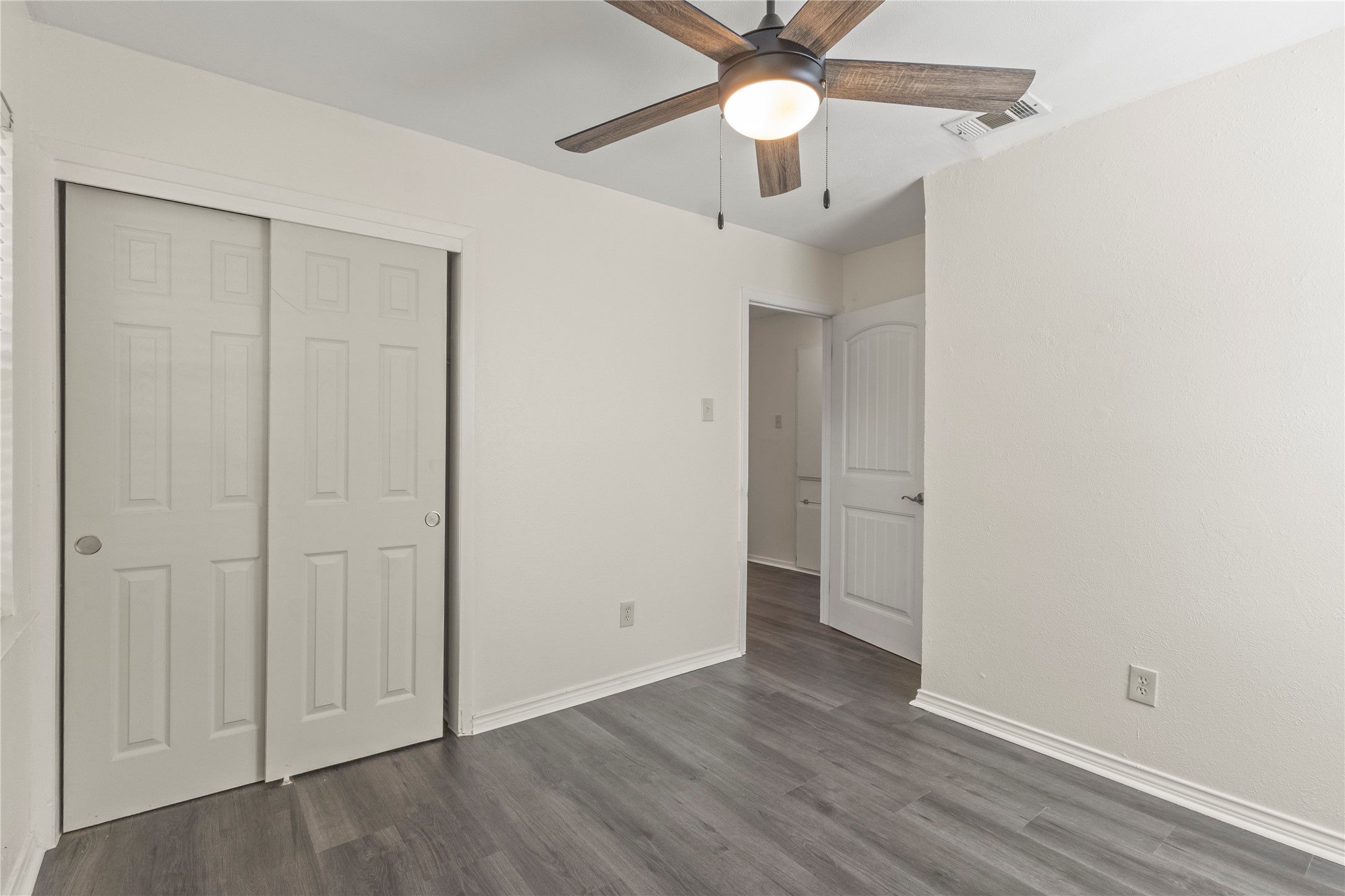 7904 Silverdale Drive Dallas TX 75232