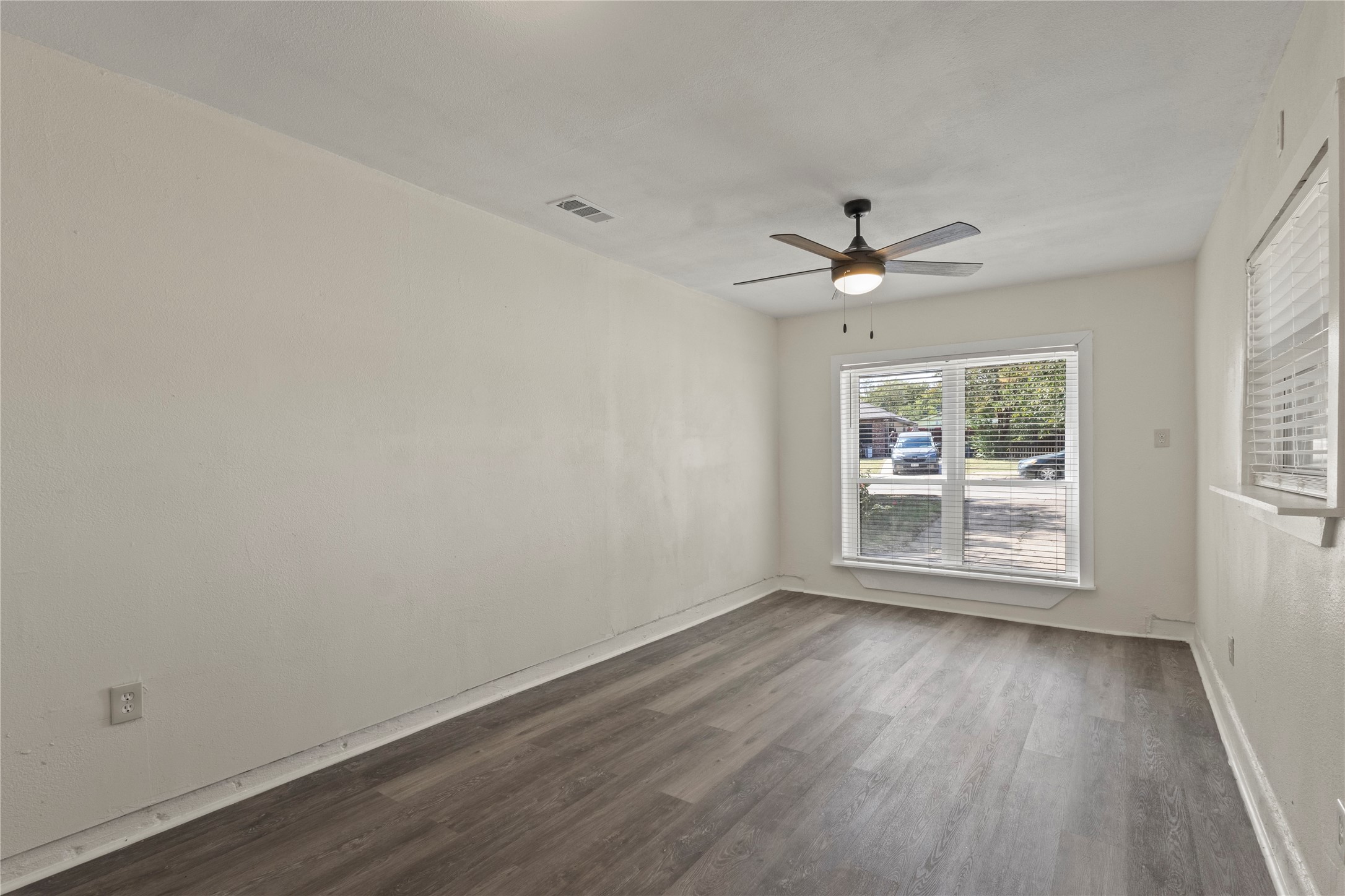 7904 Silverdale Drive Dallas TX 75232