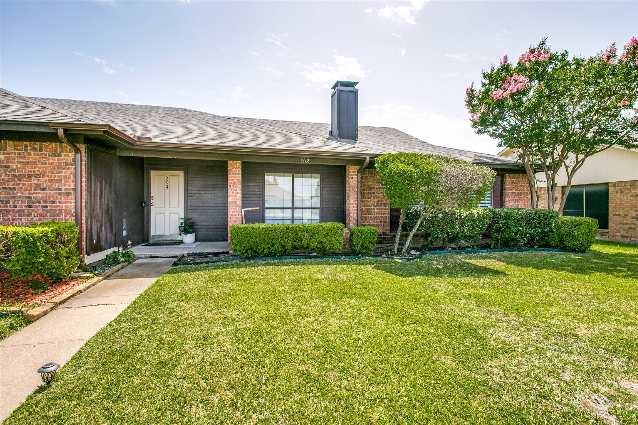 302 Cole Street Garland TX 75040