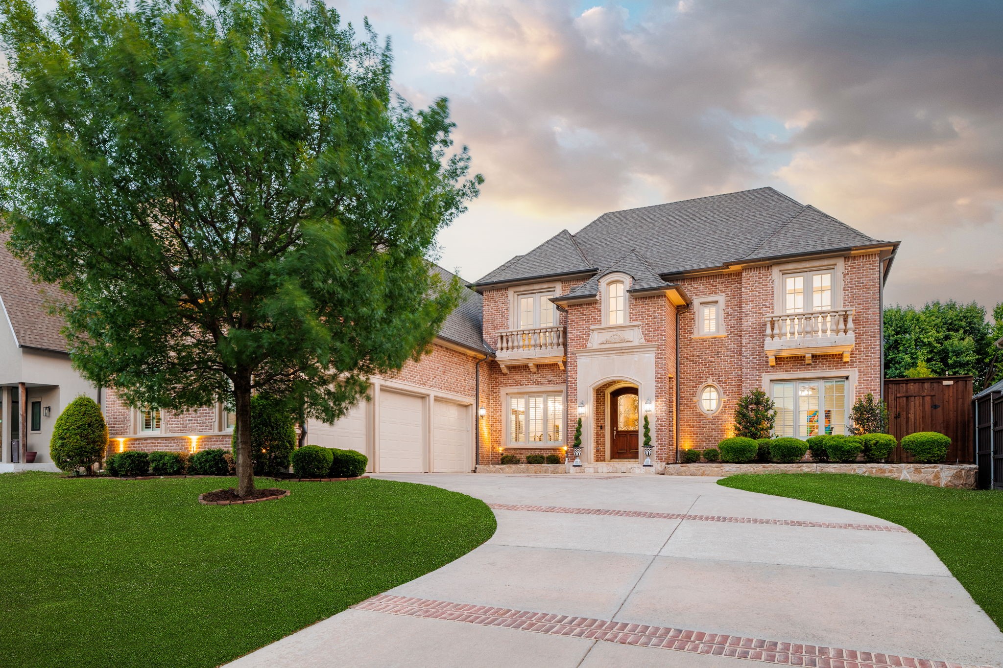 6822 Aberdeen Avenue Dallas TX 75230