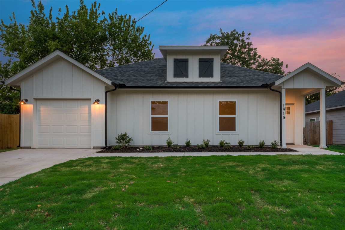 1910 King Street Greenville TX 75401