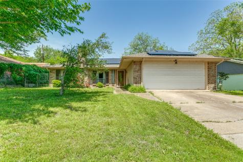 805 S Atkerson Lane Euless TX 76040