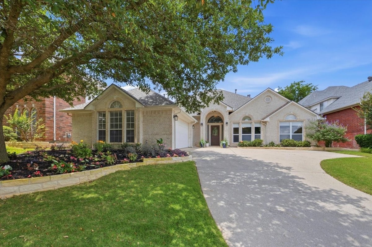 6304 Southern Hills Drive Fort Worth TX 76132