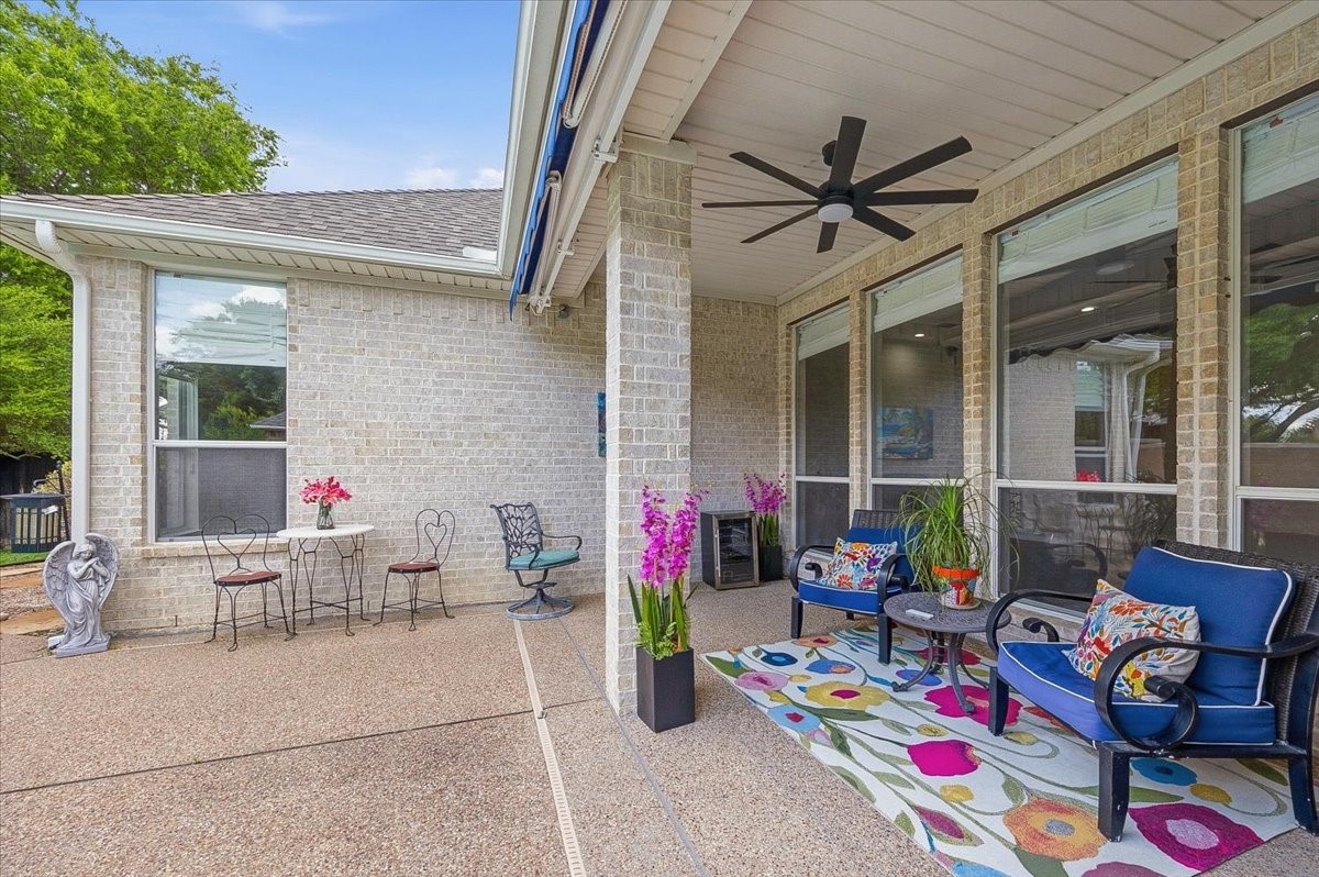 6304 Southern Hills Drive Fort Worth TX 76132