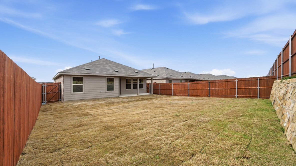 1924 Cherokee Lane Cleburne TX 76033