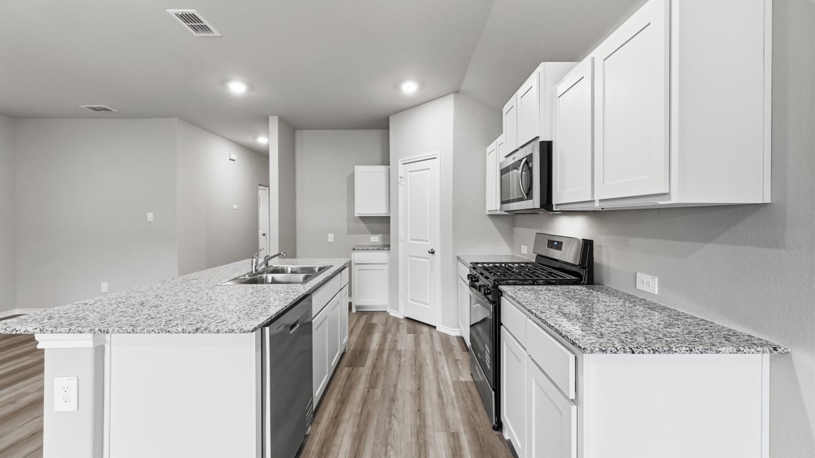 1924 Cherokee Lane Cleburne TX 76033