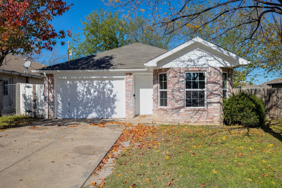 1021 Stella Street Fort Worth TX 76104