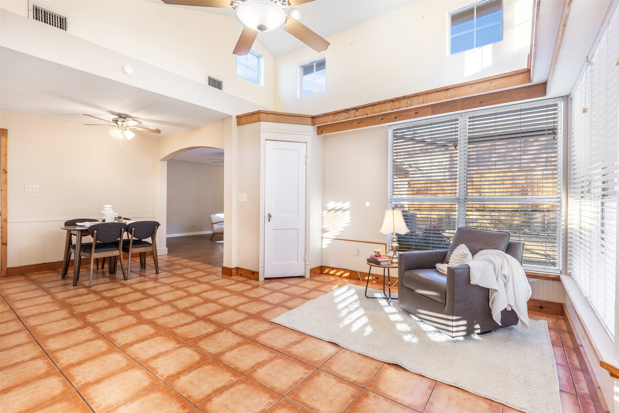 2810 Shawn Drive Denison TX 75020