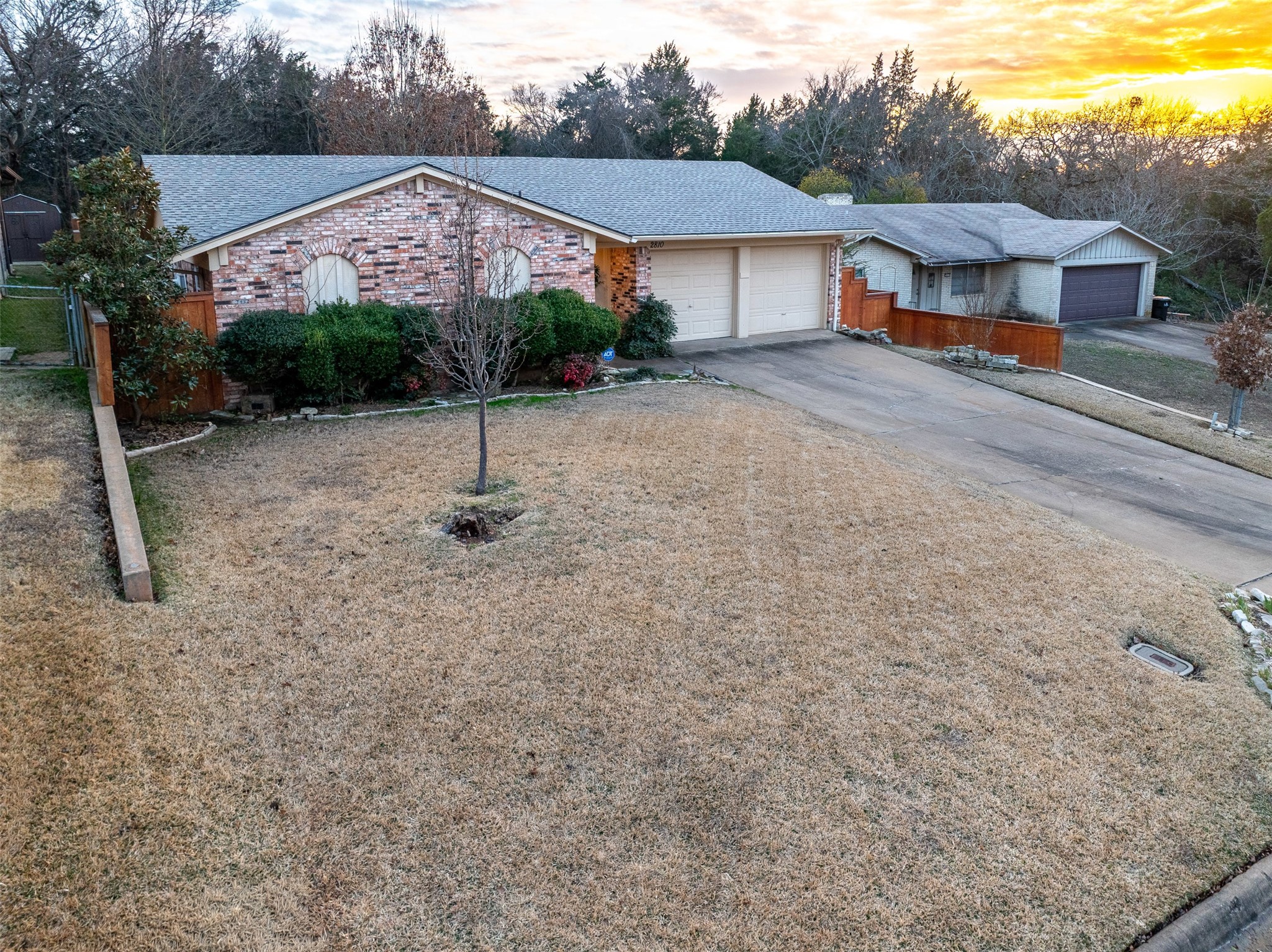 2810 Shawn Drive Denison TX 75020