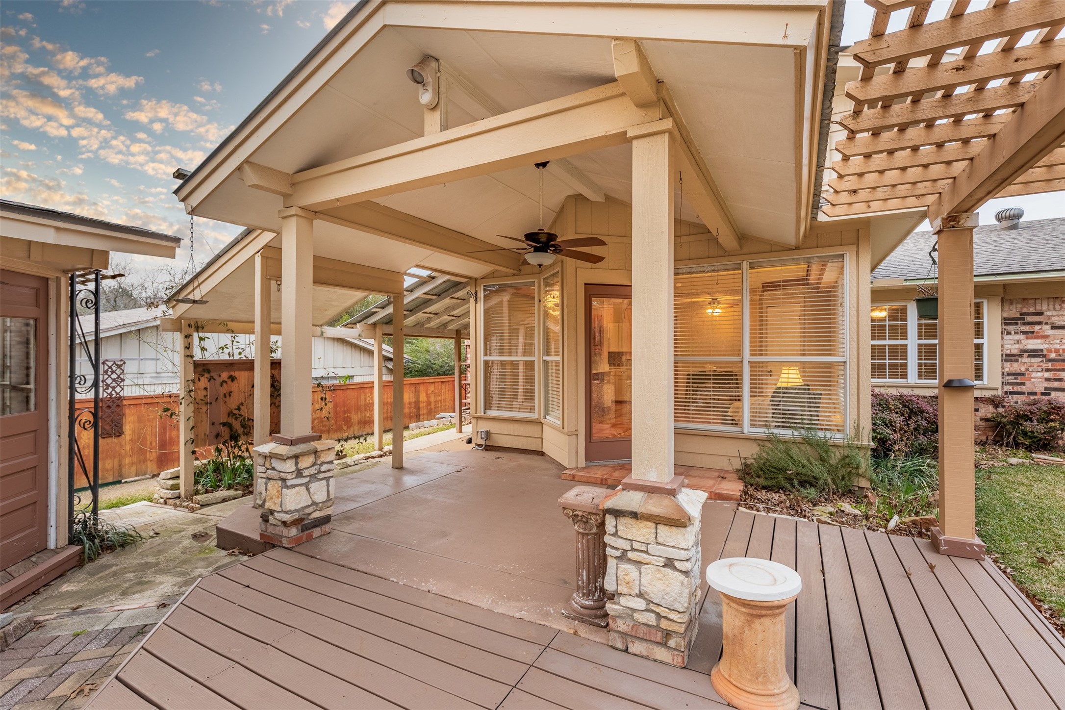 2810 Shawn Drive Denison TX 75020