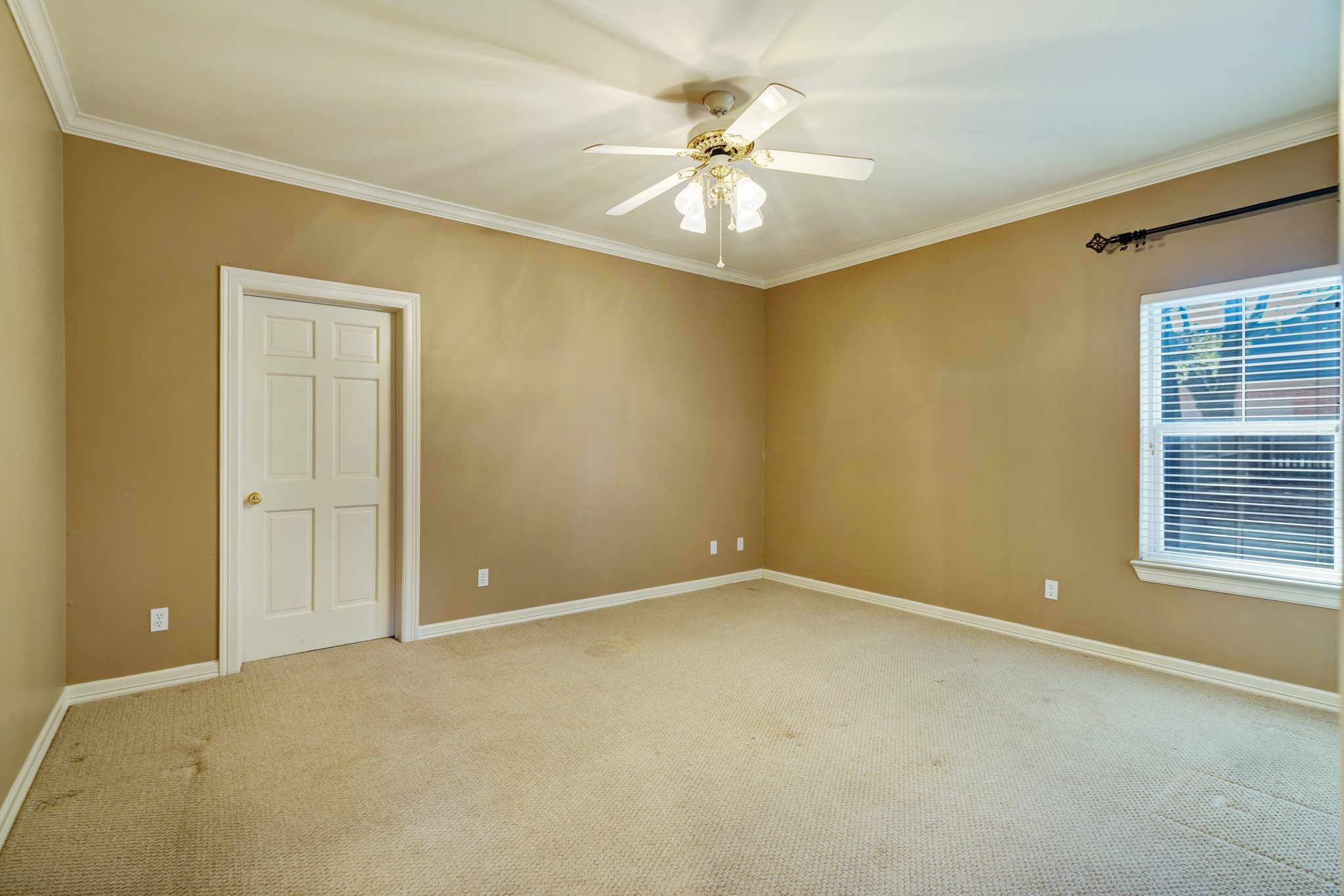 3065 Oak Creek Drive Paris TX 75462