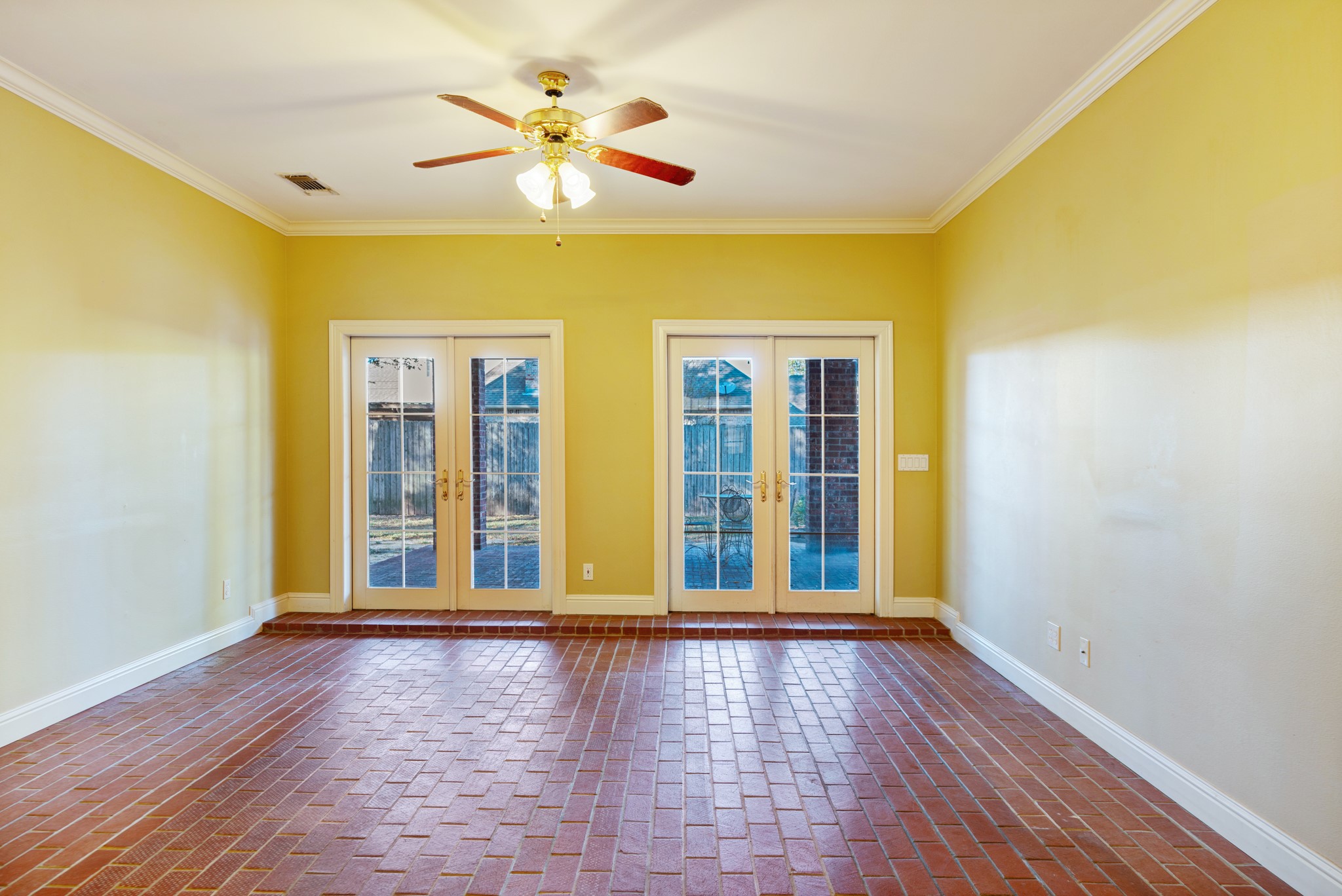 3065 Oak Creek Drive Paris TX 75462