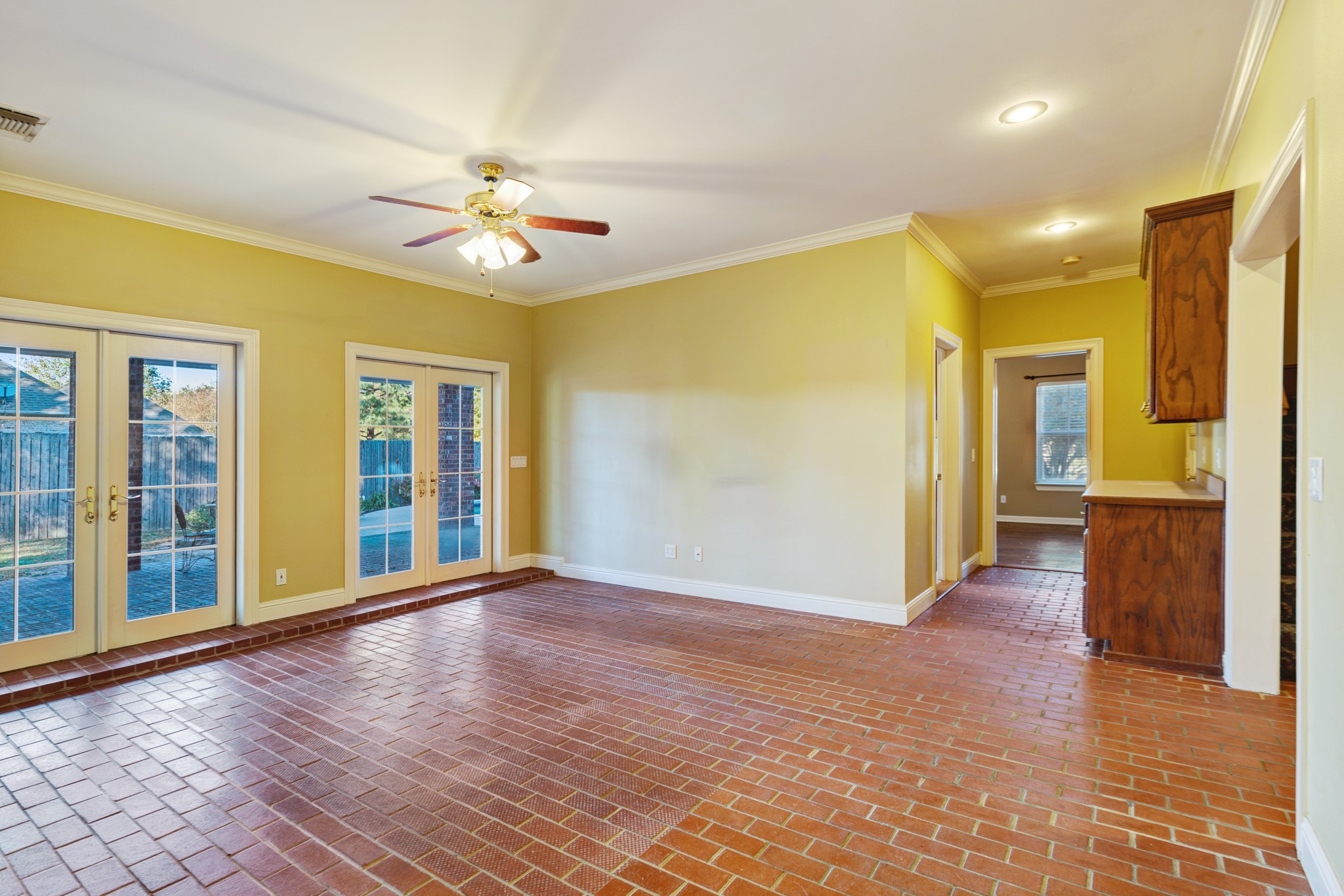 3065 Oak Creek Drive Paris TX 75462