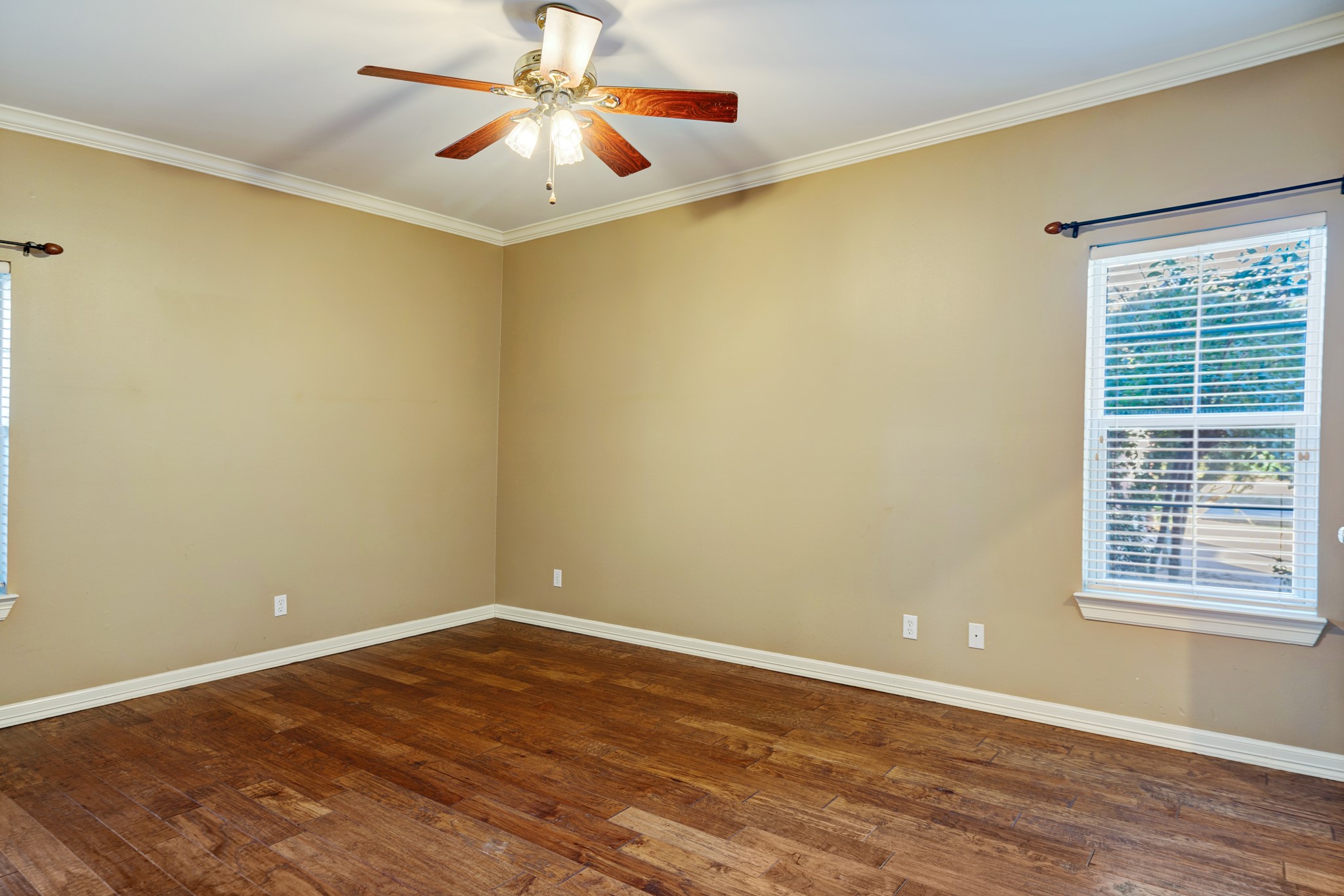 3065 Oak Creek Drive Paris TX 75462