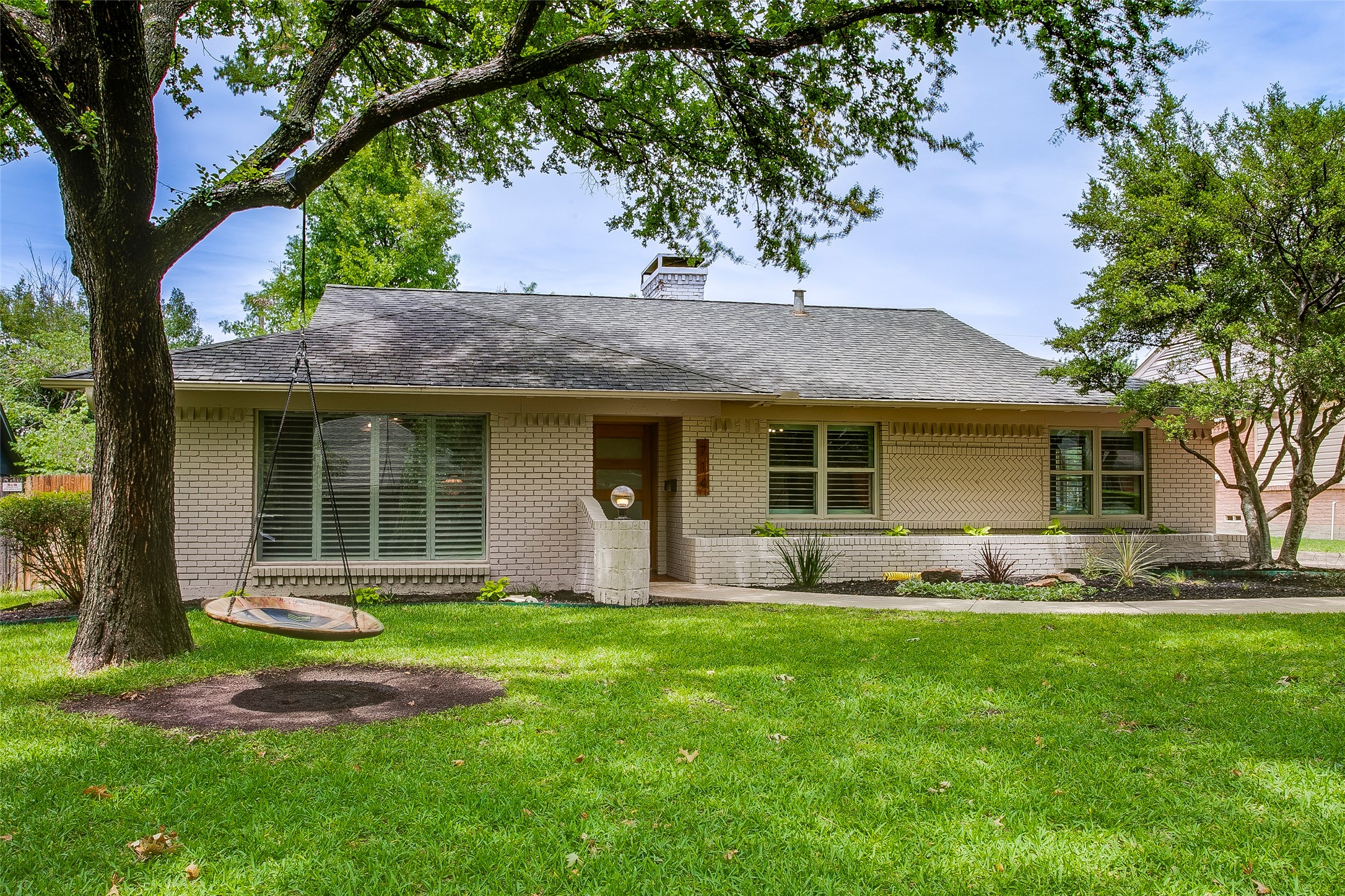 714 Winchester Drive Richardson TX 75080