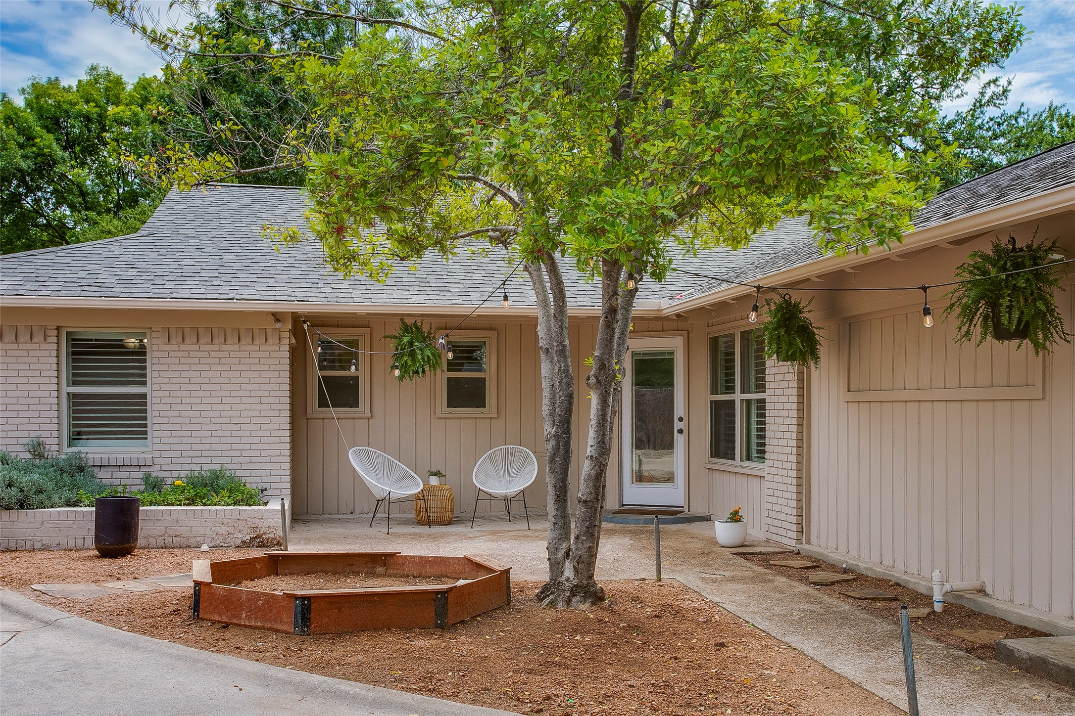 714 Winchester Drive Richardson TX 75080