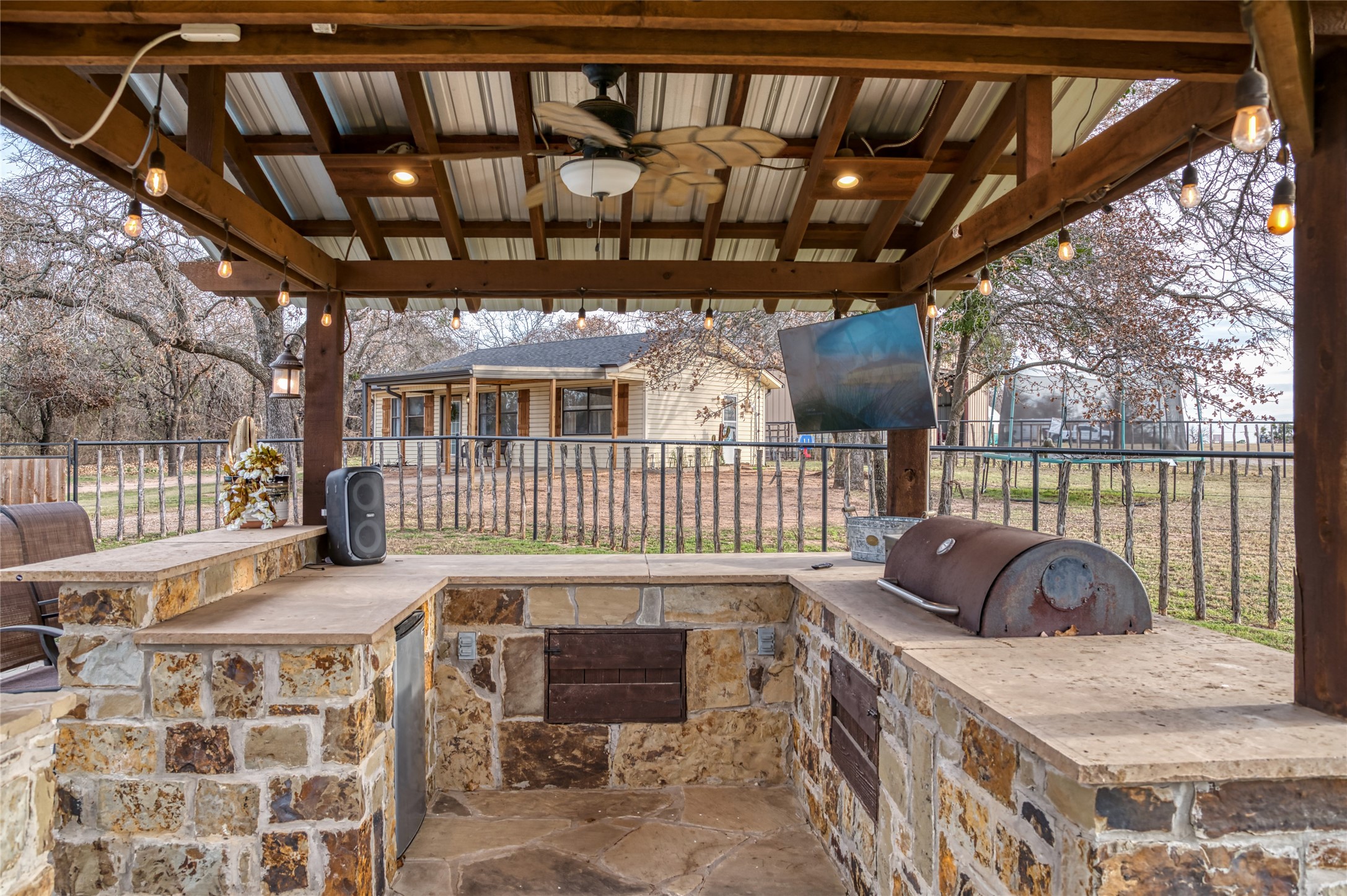 909 Grindstone Road Brock TX 76087