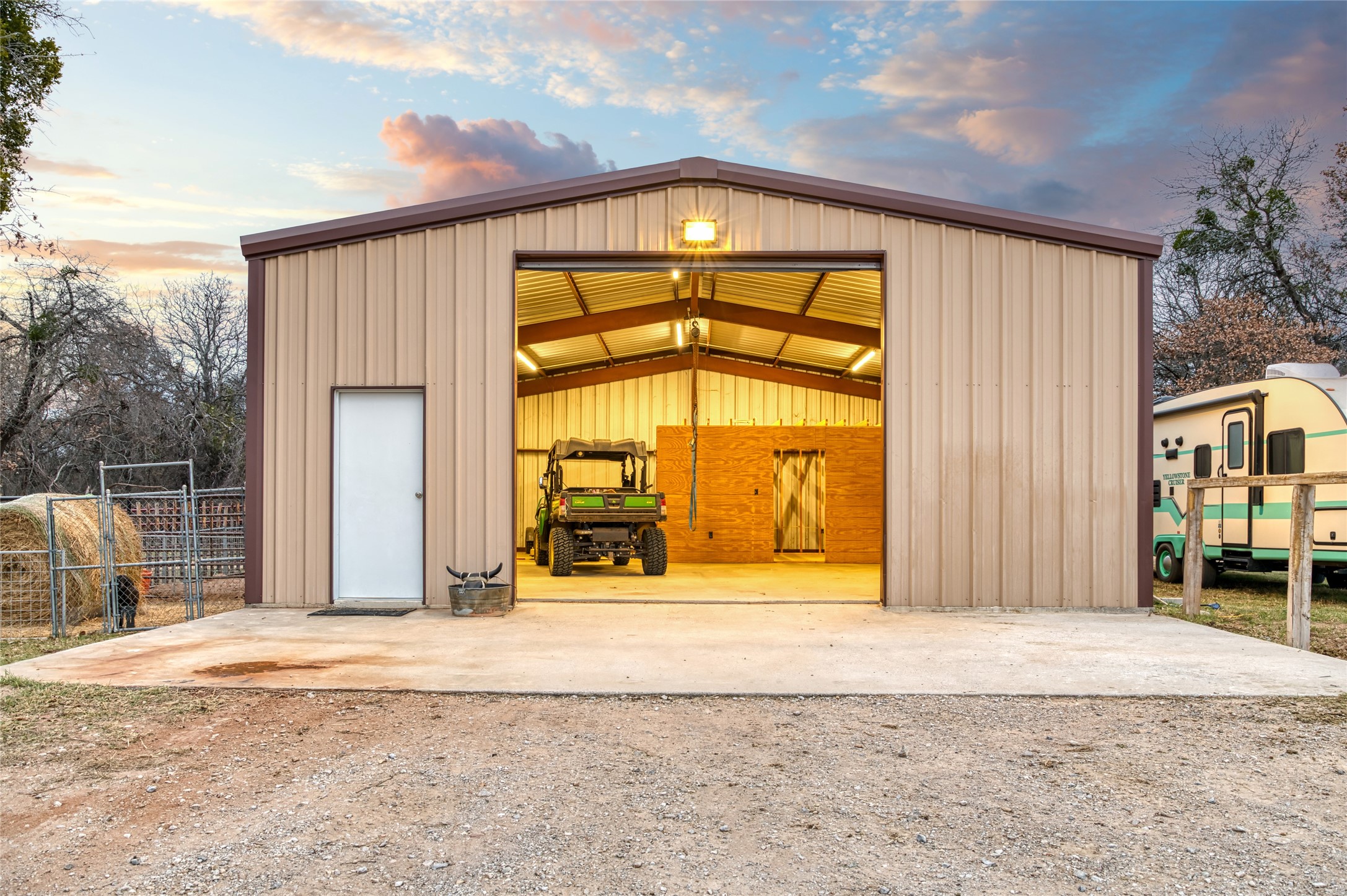 909 Grindstone Road Brock TX 76087