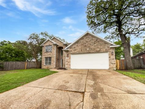 101 Londonderry Lane Mansfield TX 76063