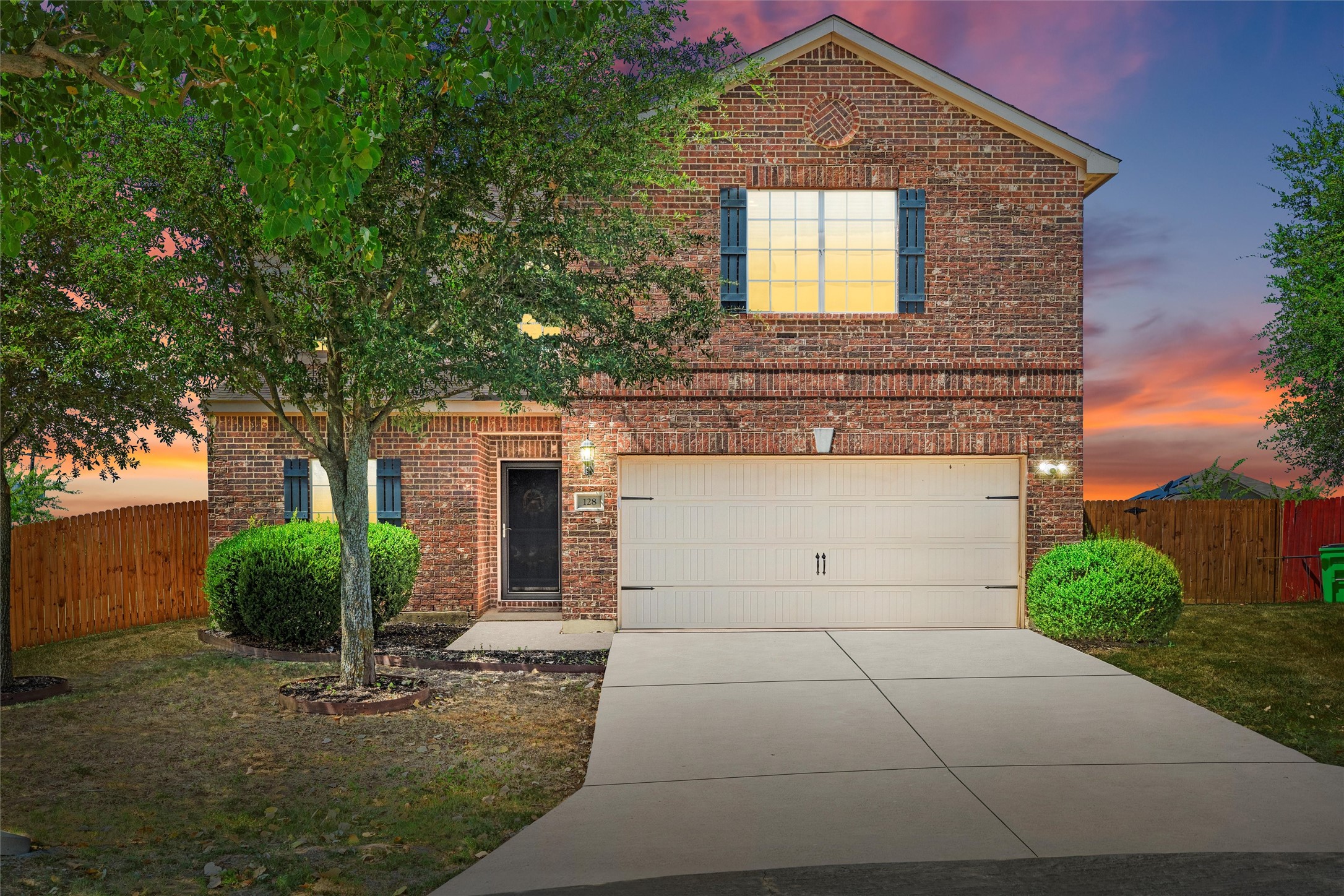 128 Dodge City Court Newark TX 76071