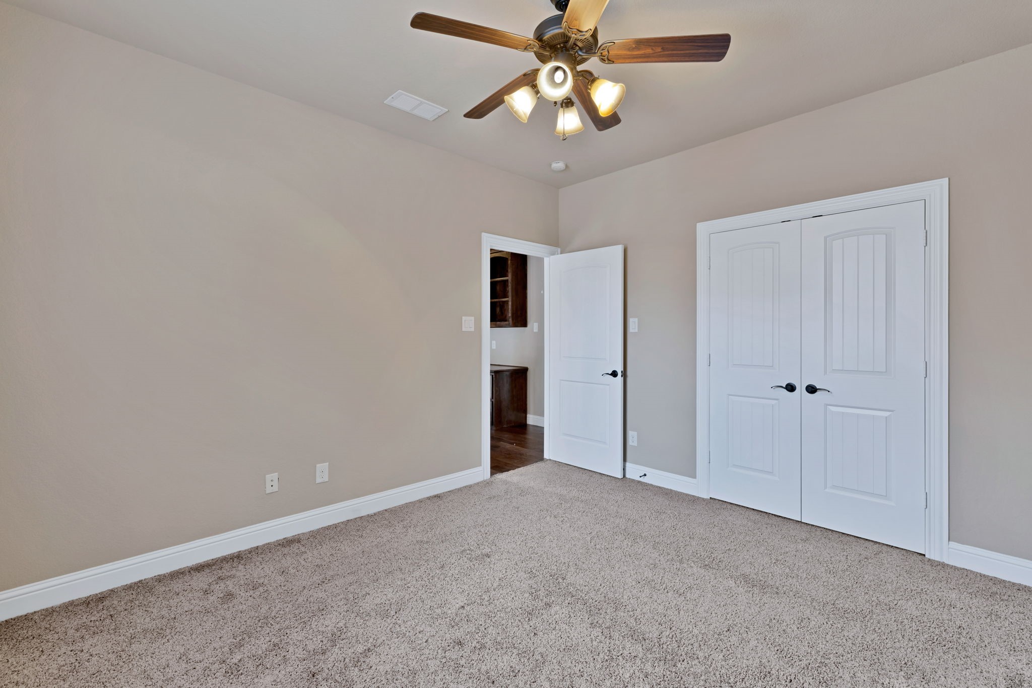 7401 Park Place Drive North Richland Hills TX 76182