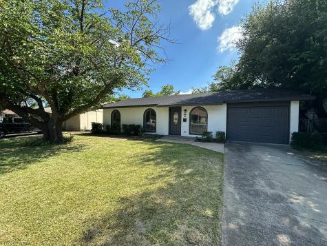 3913 Cambridge Drive Garland TX 75043