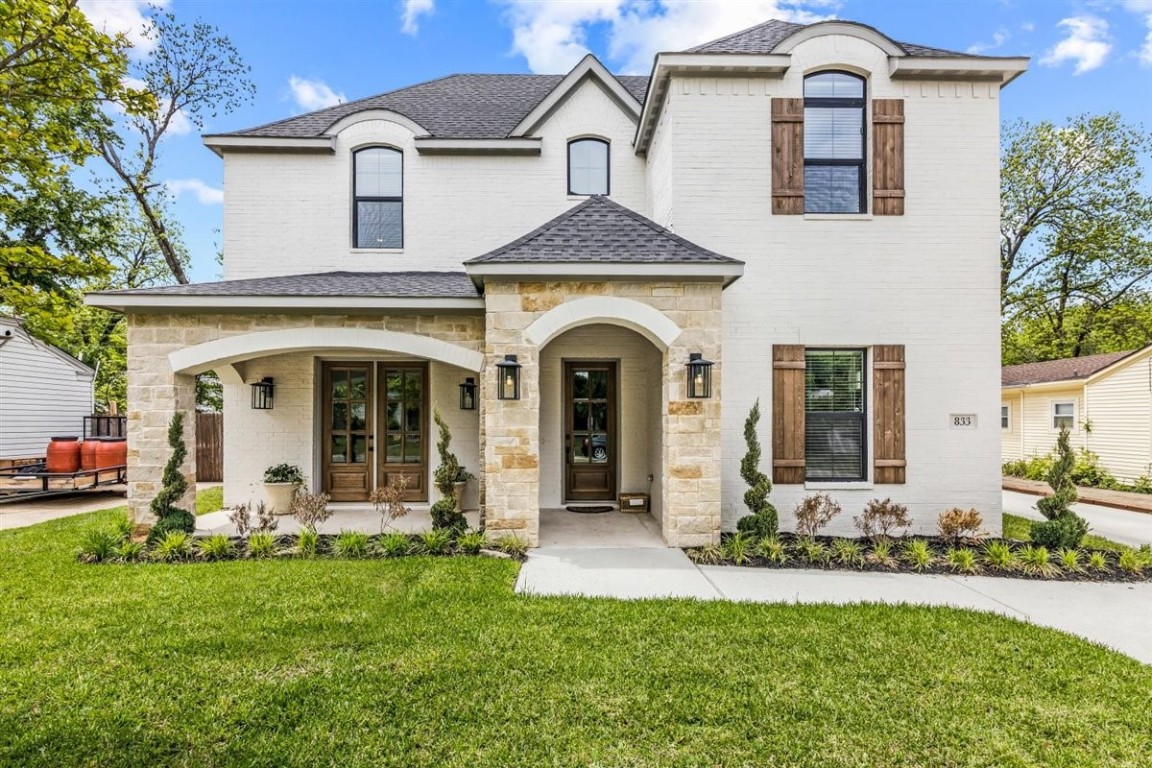833 Northwood Road Fort Worth TX 76107