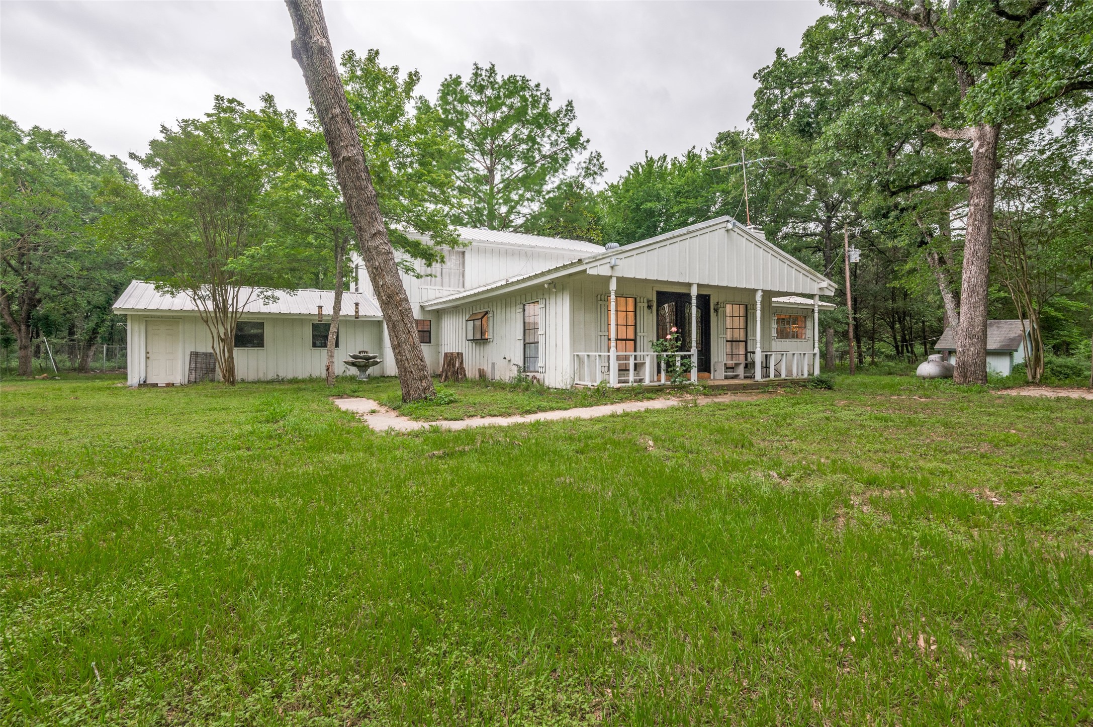 606 Quiram Lane Kemp TX 75143