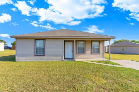 1706 Overland Drive Cleburne TX 76033