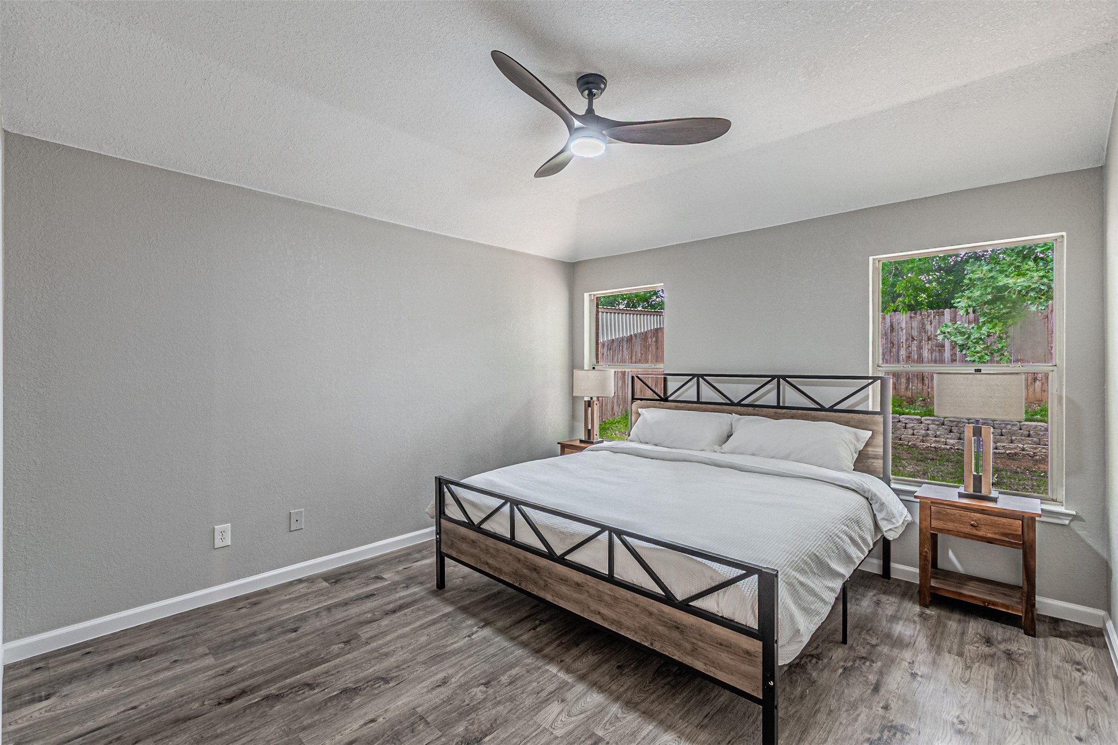 4533 Forest Glen Drive Forest Hill TX 76119