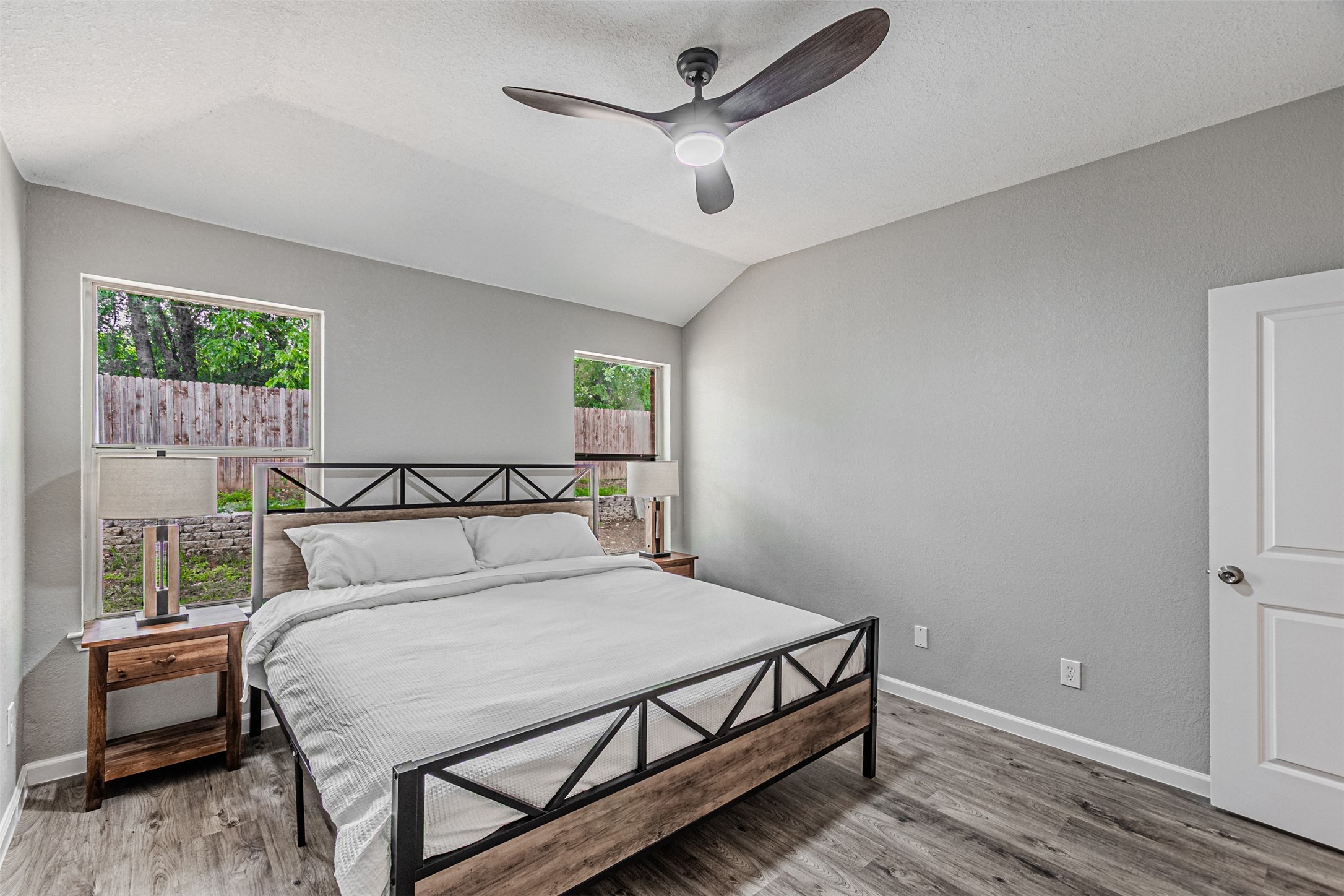 4533 Forest Glen Drive Forest Hill TX 76119