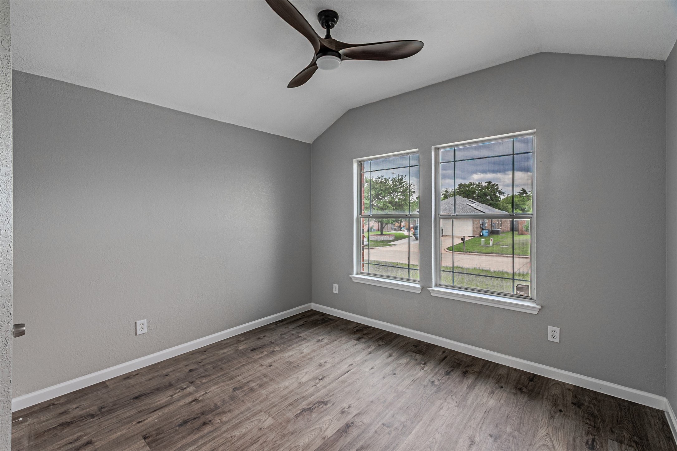 4533 Forest Glen Drive Forest Hill TX 76119