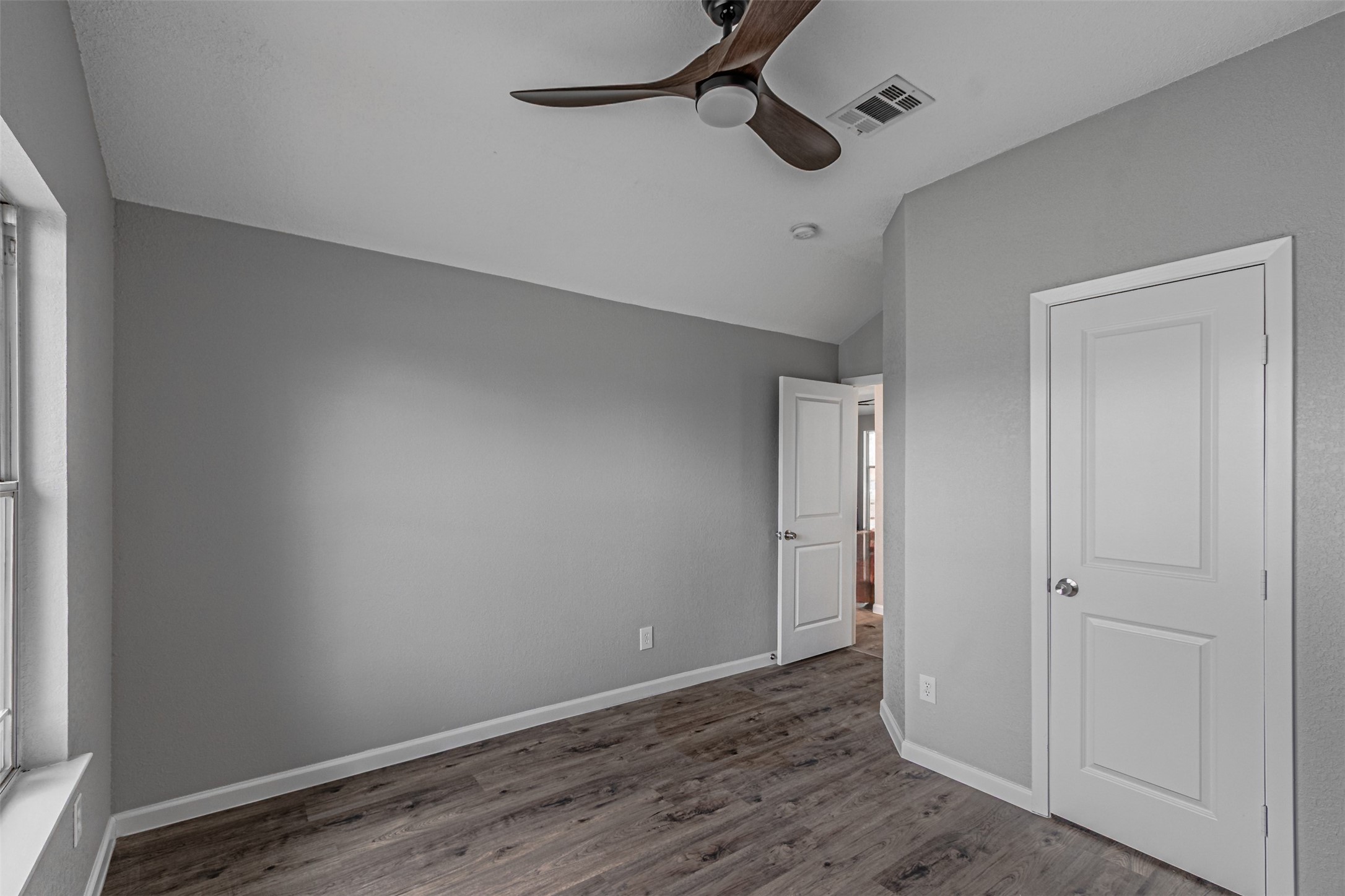 4533 Forest Glen Drive Forest Hill TX 76119