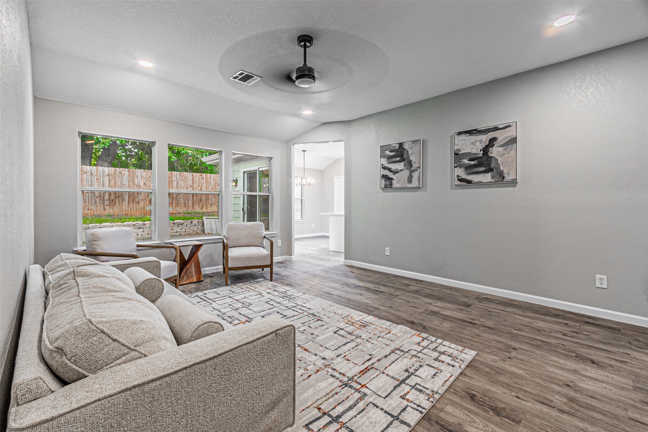 4533 Forest Glen Drive Forest Hill TX 76119