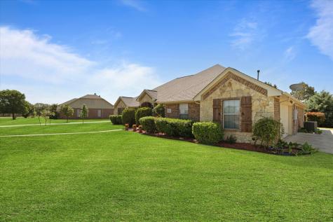2016 Big Springs Drive Joshua TX 76058