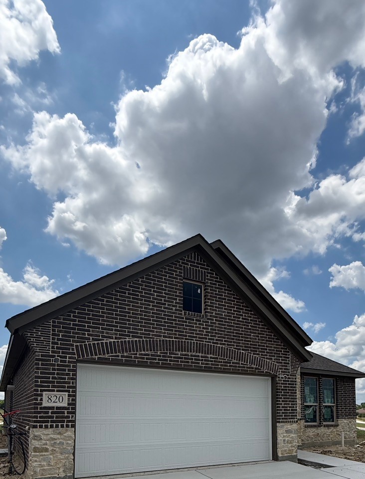 820 Elmstead Drive Fort Worth TX 76108