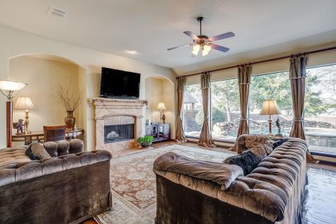1302 Killian Drive Mansfield TX 76063